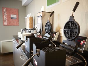 thumbnail: Breakfast area