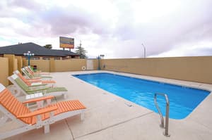 thumbnail: Outdoor pool