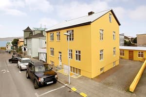 thumbnail: Front of property
