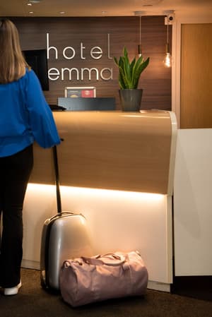 thumbnail: Reception