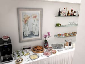 thumbnail: Interior detail