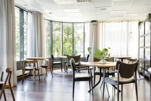 thumbnail: Dining
