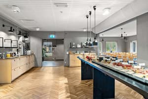 thumbnail: Breakfast area