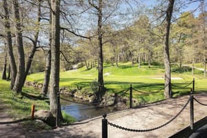 thumbnail: Golf