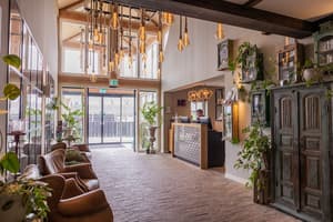 thumbnail: Restaurant