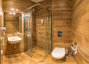 thumbnail: Steam room