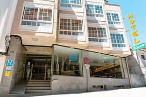 thumbnail: Front of property