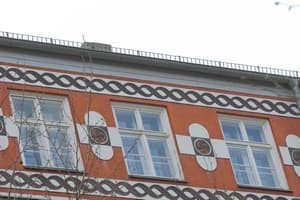 thumbnail: Front of property