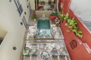 thumbnail: Outdoor pool