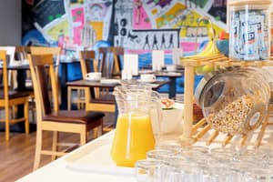 thumbnail: Breakfast area