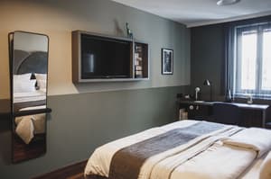 thumbnail: Room