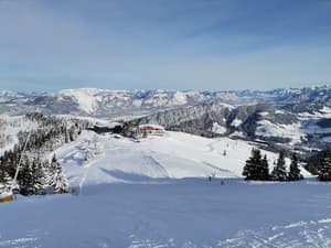thumbnail: Ski hill