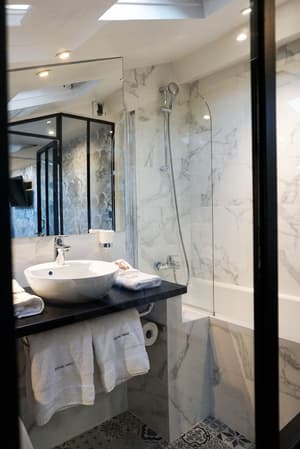 thumbnail: Bathroom