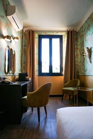 thumbnail: Room