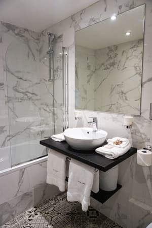 thumbnail: Bathroom