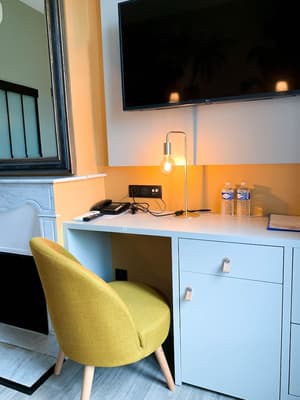 thumbnail: Interior