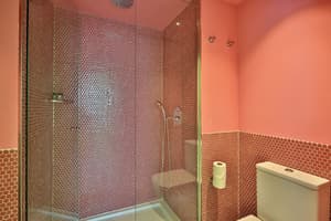 thumbnail: Bathroom shower
