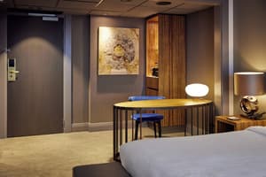 thumbnail: Room