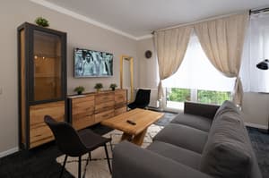 thumbnail: Lounge