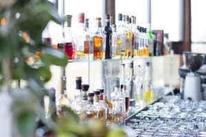 thumbnail: Bar (on property)