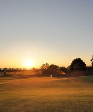 thumbnail: Golf