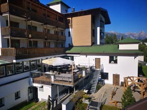 thumbnail: Sundeck
