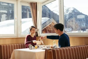 thumbnail: Restaurant