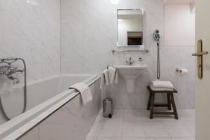 thumbnail: Bathroom
