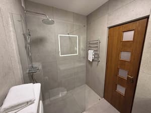 thumbnail: Bathroom shower