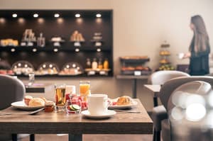 thumbnail: Breakfast area