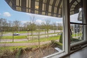 thumbnail: Exterior