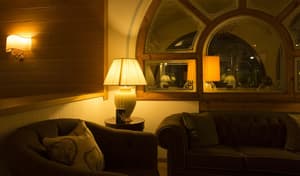 thumbnail: Lobby lounge