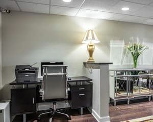 thumbnail: Business center