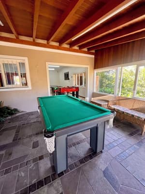 thumbnail: Game room