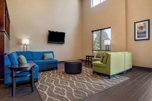 thumbnail: Lobby