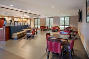 thumbnail: Breakfast area