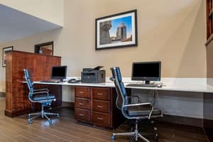 thumbnail: Business center