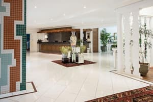 thumbnail: Reception