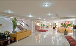 thumbnail: Interior entrance