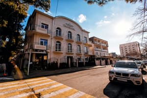 thumbnail: Parking