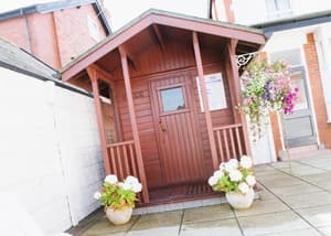 thumbnail: Exterior