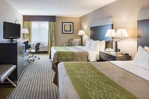 thumbnail: On-Site,Property Amenity,Recreation,Fitness Center