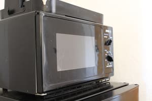 thumbnail: Microwave