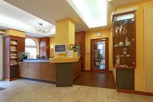 thumbnail: Reception