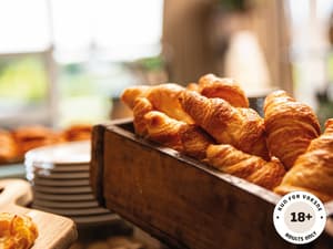 thumbnail: Breakfast buffet