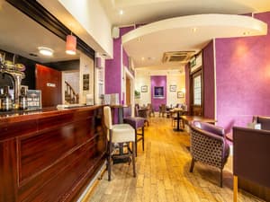 thumbnail: Restaurant