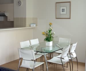 thumbnail: In-room dining