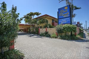 thumbnail: Property entrance
