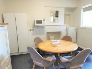 thumbnail: In-room dining