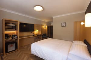 thumbnail: Room